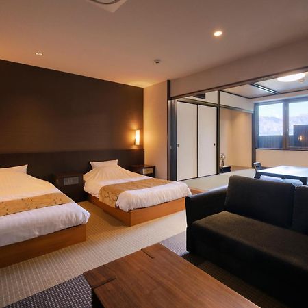Hotel Yumeshizuku Minamiaso Bagian luar foto