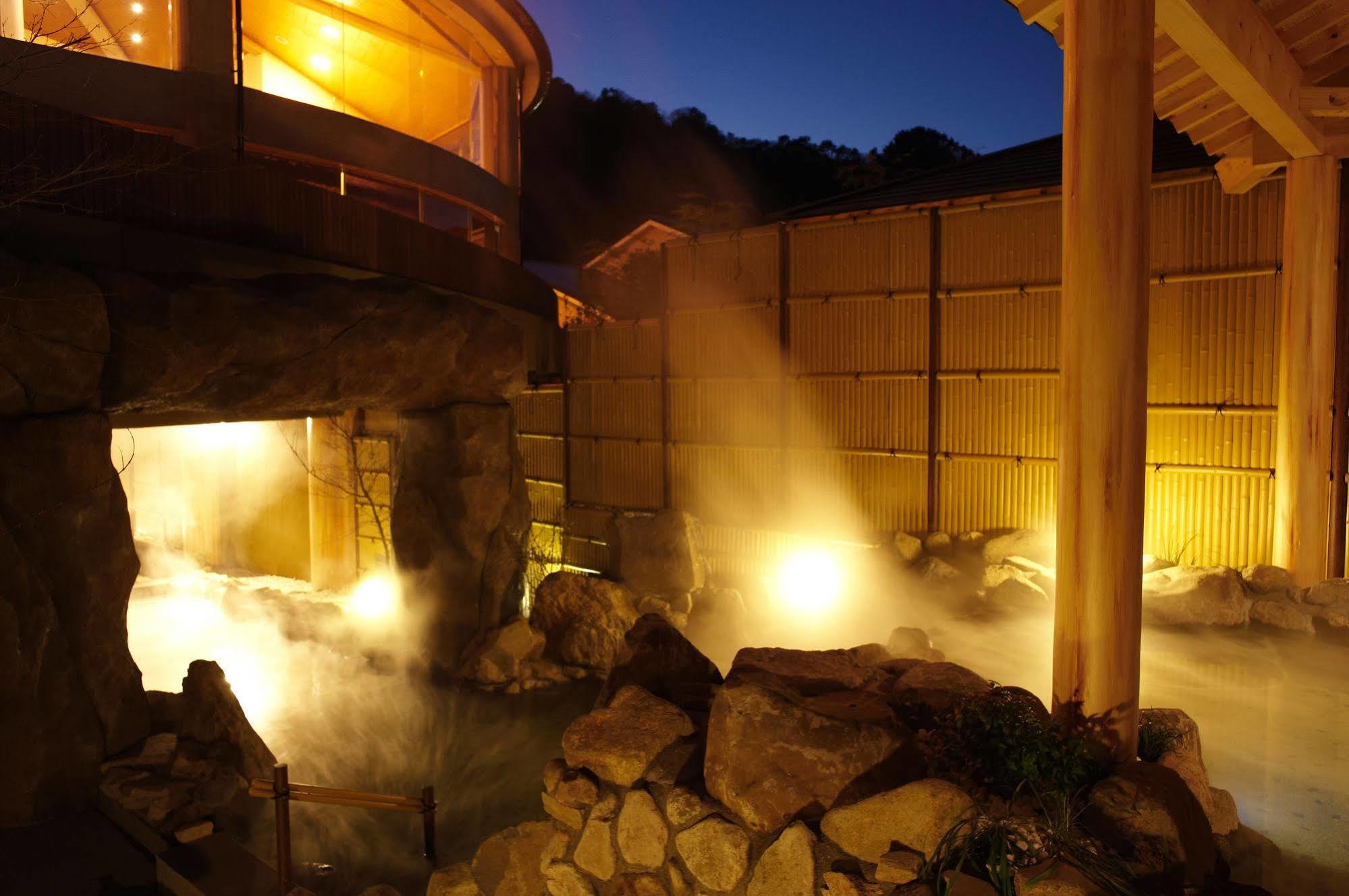 Hotel Yumeshizuku Minamiaso Bagian luar foto